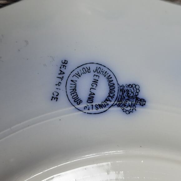 4 Antique John Maddock and Sons Beatrice Flow Blue Dinner Plate and Sons 9 3/4" - Picture 4 of 6